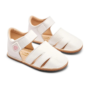 Sandalias Cerradas Respetuosas Con Correa Blancas