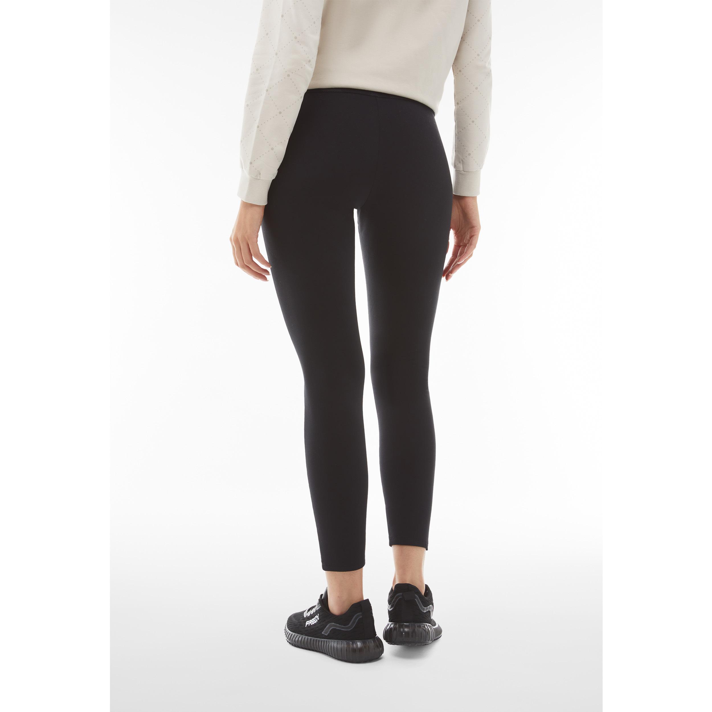 Leggings in felpa con tasche applicate