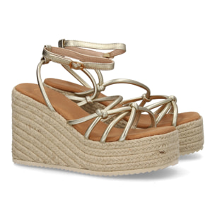 Sandalias de cuña con tiras cruzadas