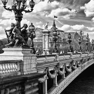 Affiche Paris, Vue du pont Alexandre III Affiche sous cadre bois