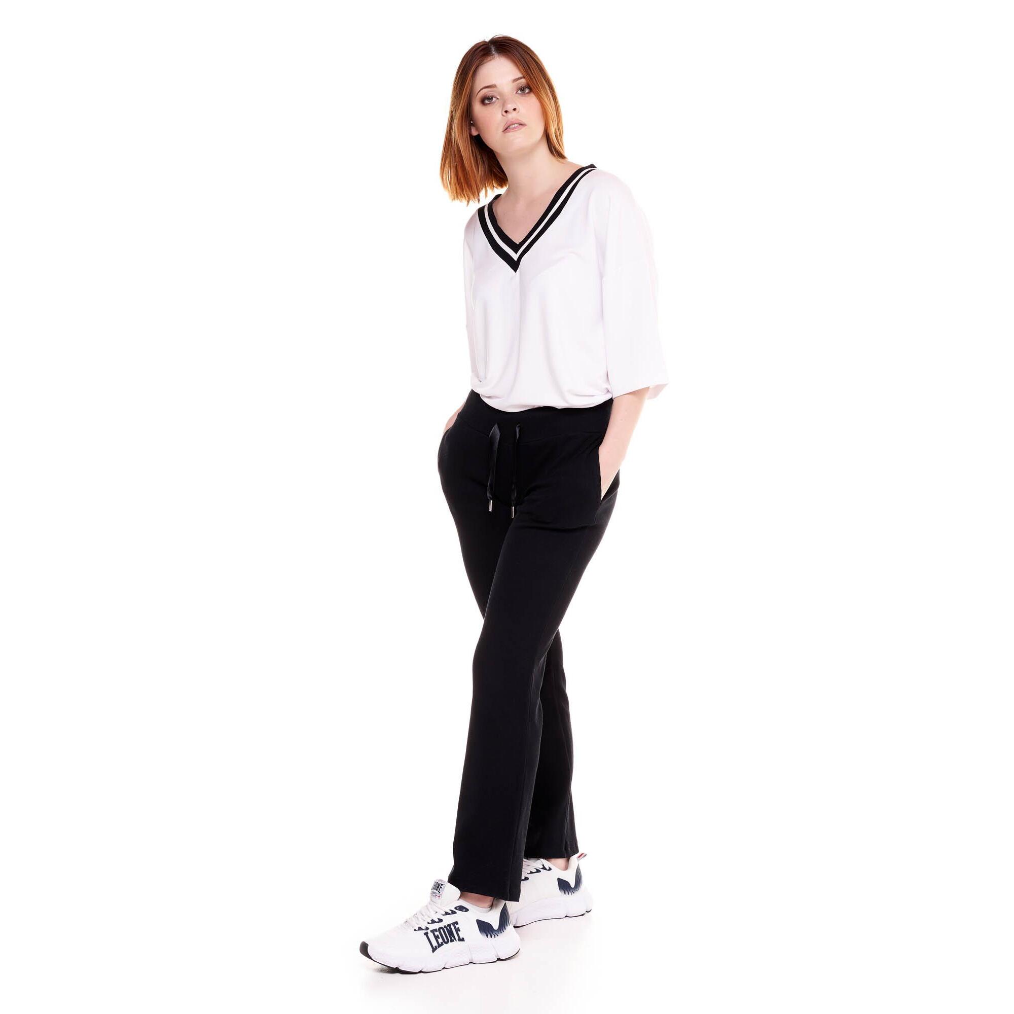 Pantalón de mujer canalé blanco y negro