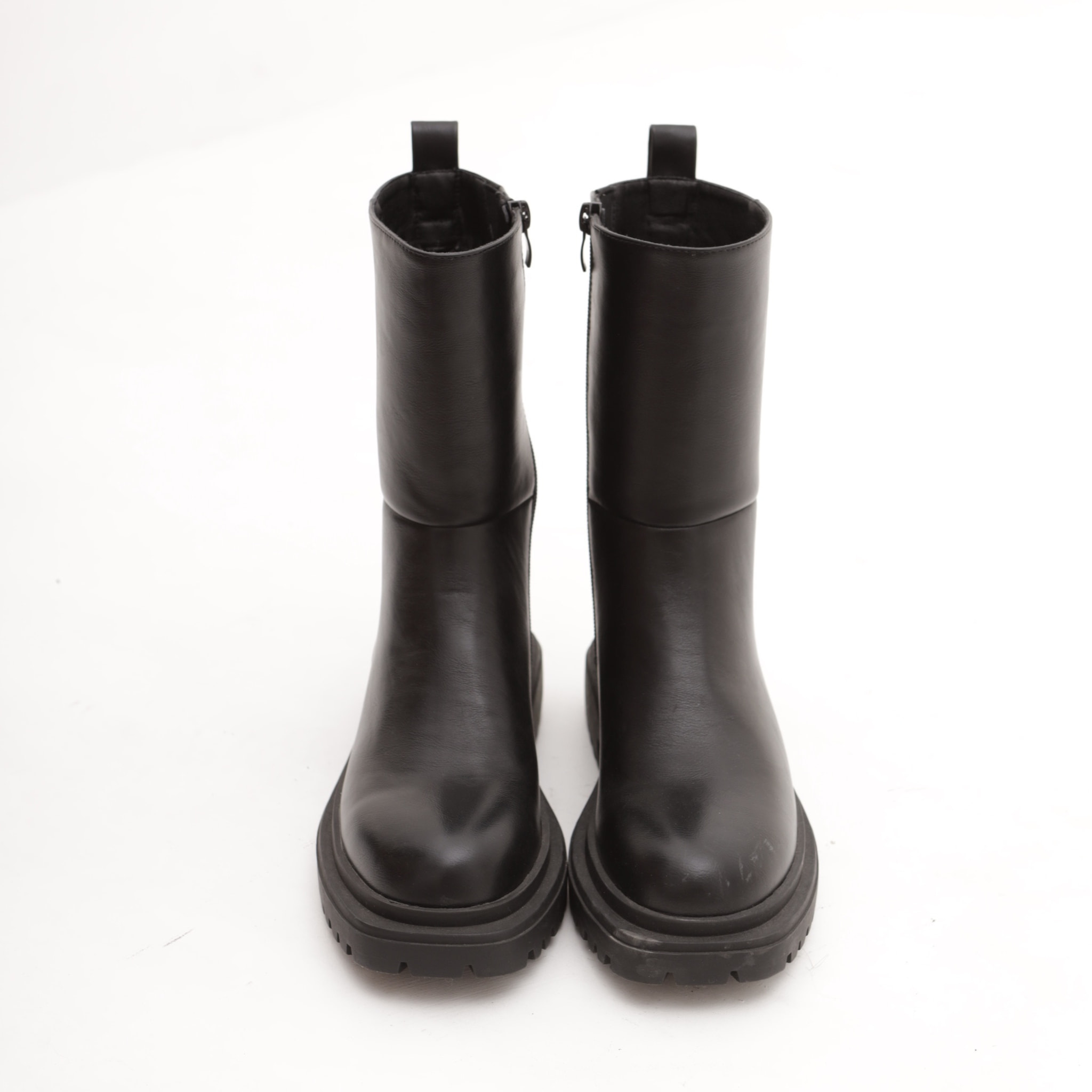 STIVALETTO DETTAGLIO ANELLO NERO