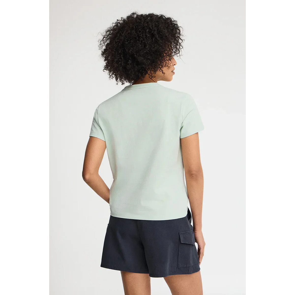 Maglietta turchese pastello a maniche corte e a girocollo con ricamo Rigby Go