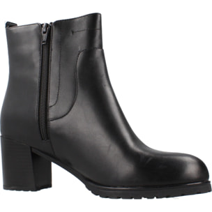 Botines Mujer de la marca GEOX  modelo D466ZA 00043 NEGRO