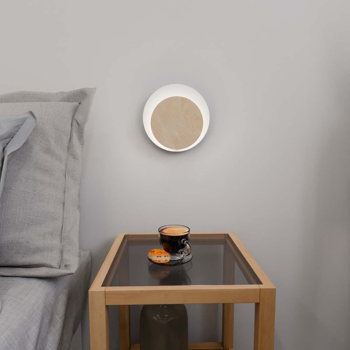 Applique Circle in acciaio bianco opaco e legno