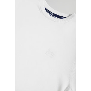 Maglione basic a girocollo bianco sporco con logo ricamato tono su tono