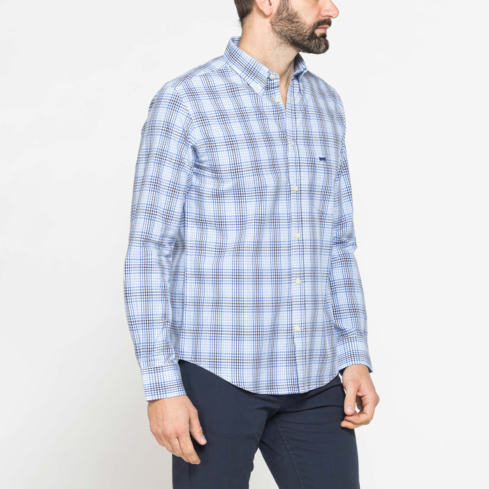 CAMICIA BUTTON-DOWN CON MANICA LUNGA E TASCHINO