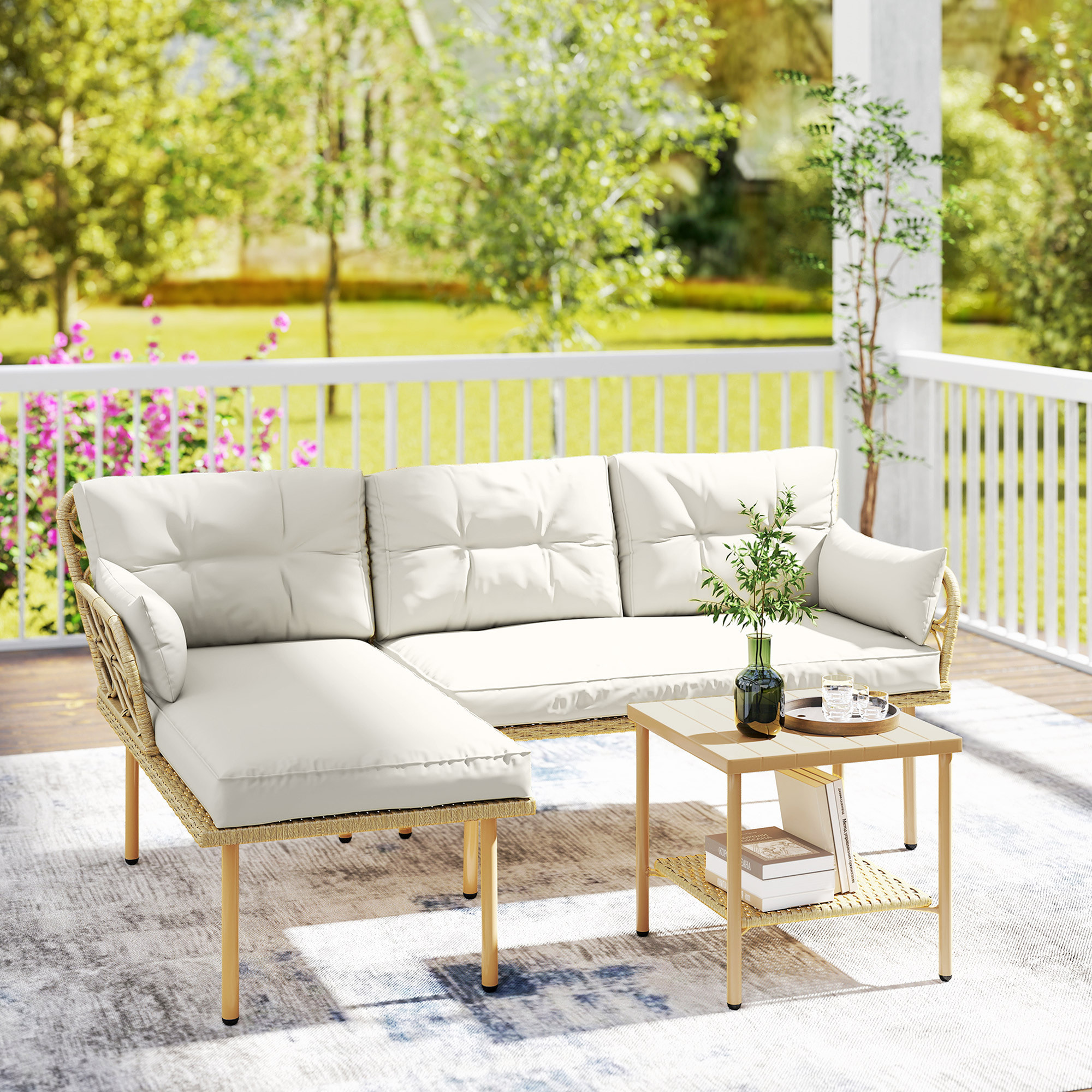 Conjunto de Jardín de Ratán, Juego de 3 Piezas Muebles Jardín Exterior con 1 Sofá de 2 Plazas, 1 Sofá Esquinera, 1 Mesa de Centro Metálica de 2 Niveles y Cojines, Anti-UV, para Patio, Crema