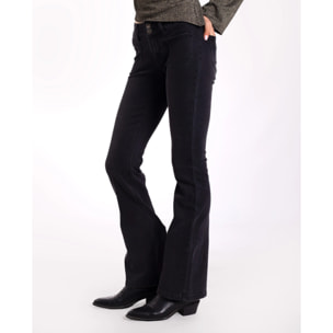 Pantalón de mujer vaquero acampanado