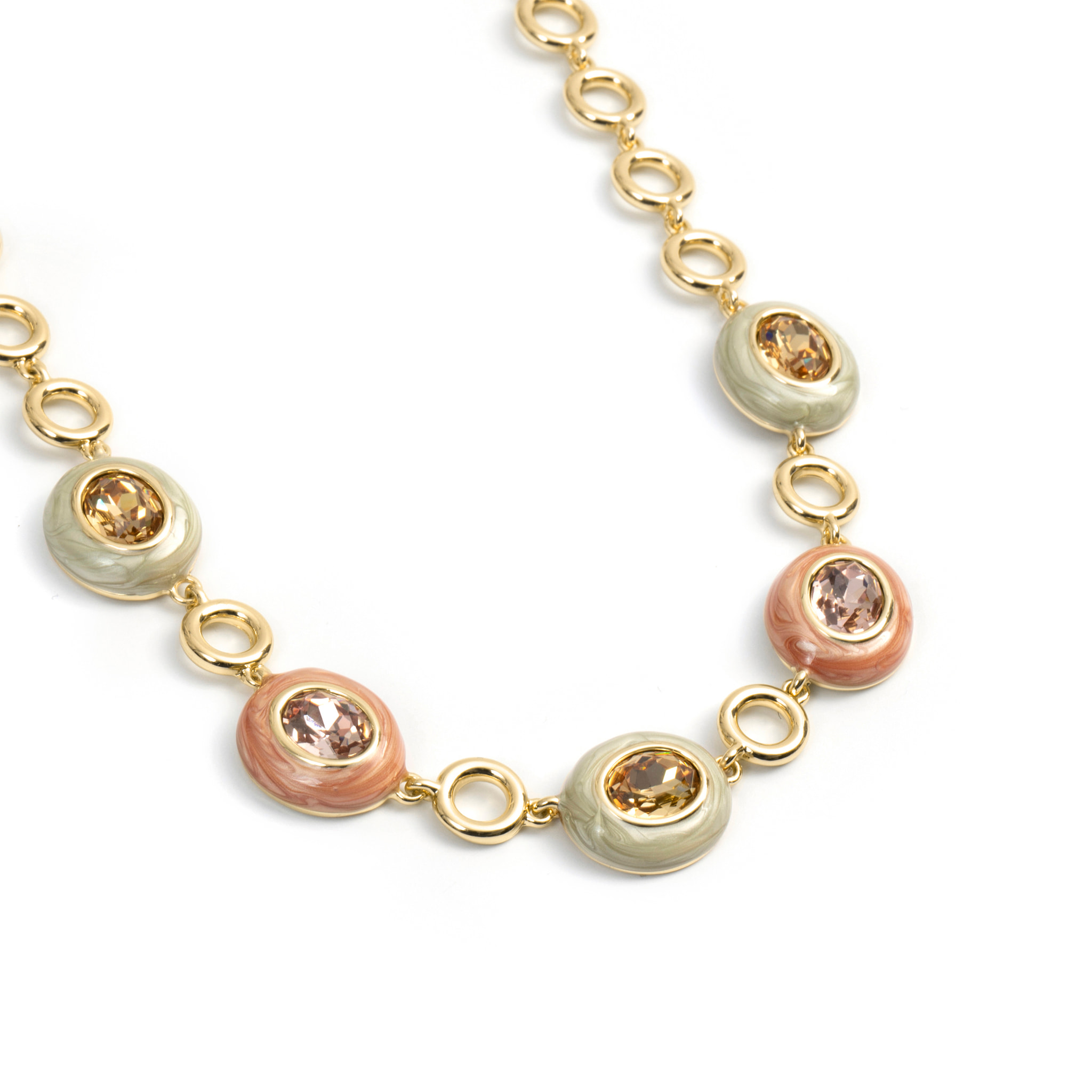 Collar Amarke acabado oro amarillo 18k