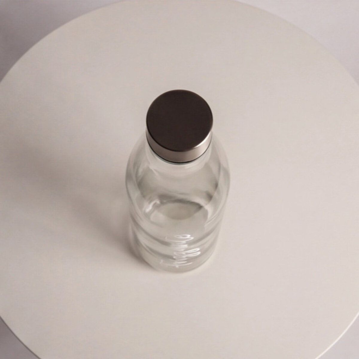 Set 6 bottiglie in vetro da 1 litro con tappo in acciaio inox, bottiglie per acqua naturale e frizzante, resistenti e riutilizzabili, design elegante per tavola e frigorifero, facili da pulire, ideali per casa ristorante e ufficio