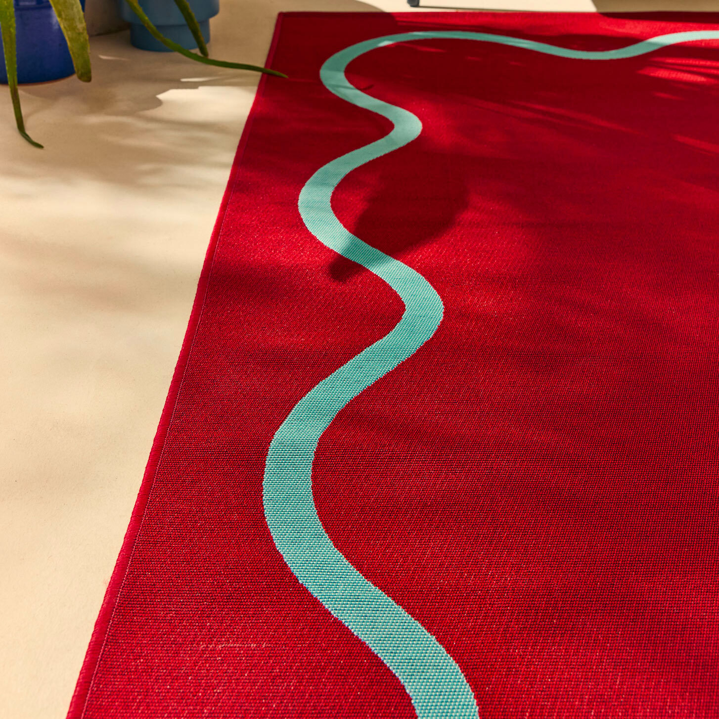 POSITANO - Tapis intérieur/extérieur à motif wavy bordeaux