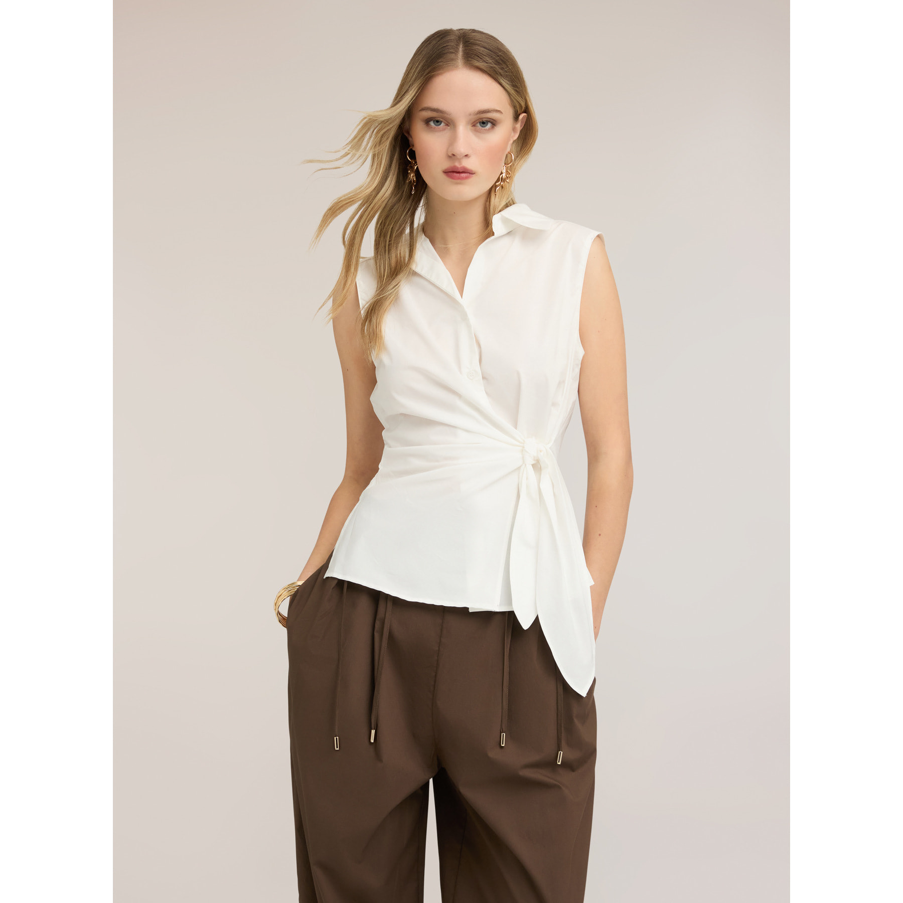 Motivi - Camisa sin mangas con nudo - Blanco