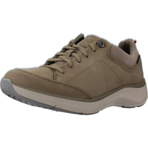 Sneakers de  Mujer de la marca CLARKS  modelo WAVE 2.0 LACE VERDE