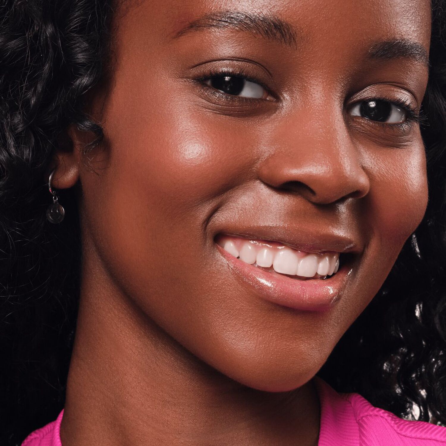 Hydra Kiss Lip Oil - Huile à Lèvres Fini Brillant