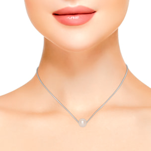 Collar de plata de ley 925 con colgante de perla blanca y cierre regulable de resorte.
