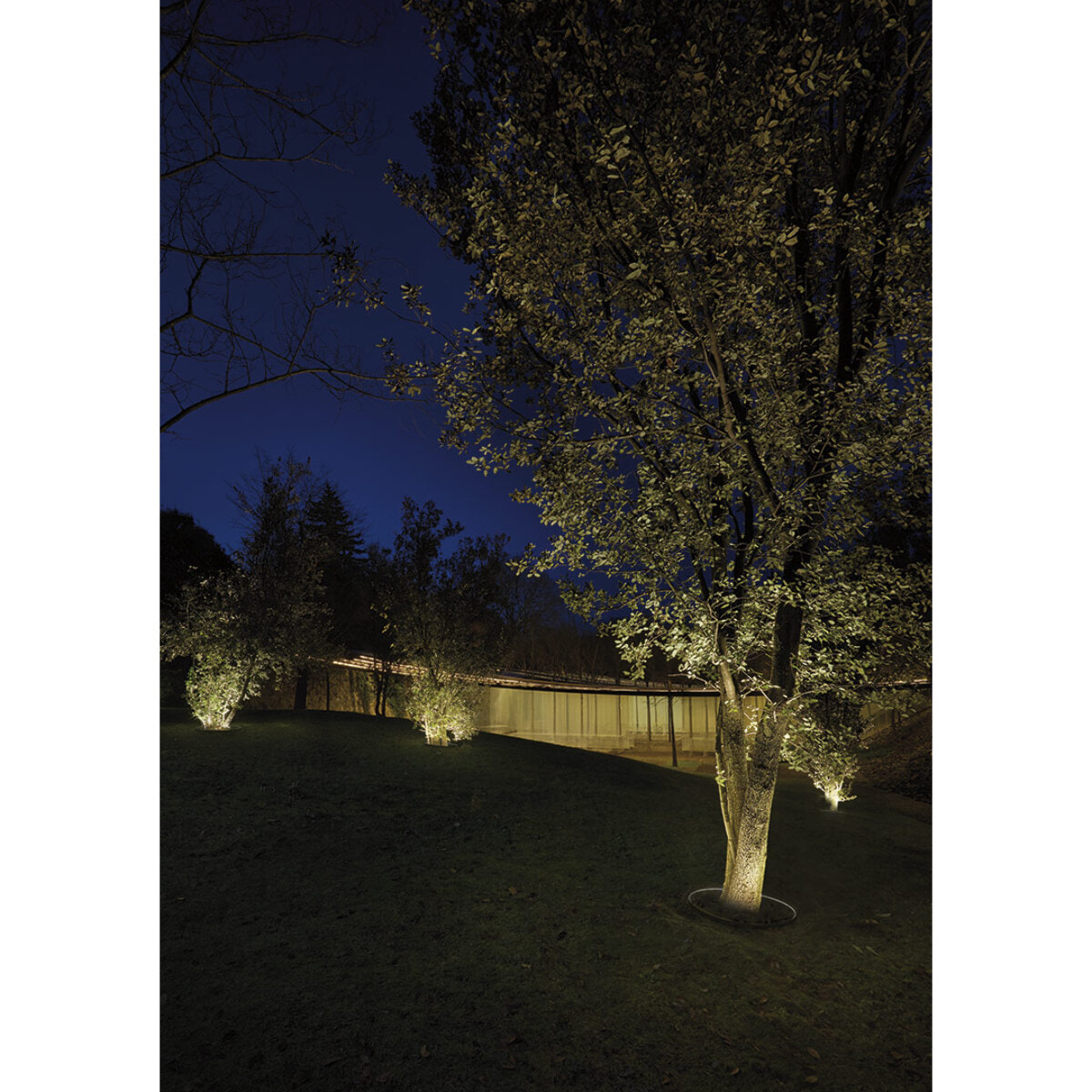 LEDS C4 Sistema Lineal IP65-IP67 Vercle Circular 400mm LED 26 Blanco cálido - 3000K Negro 589lm