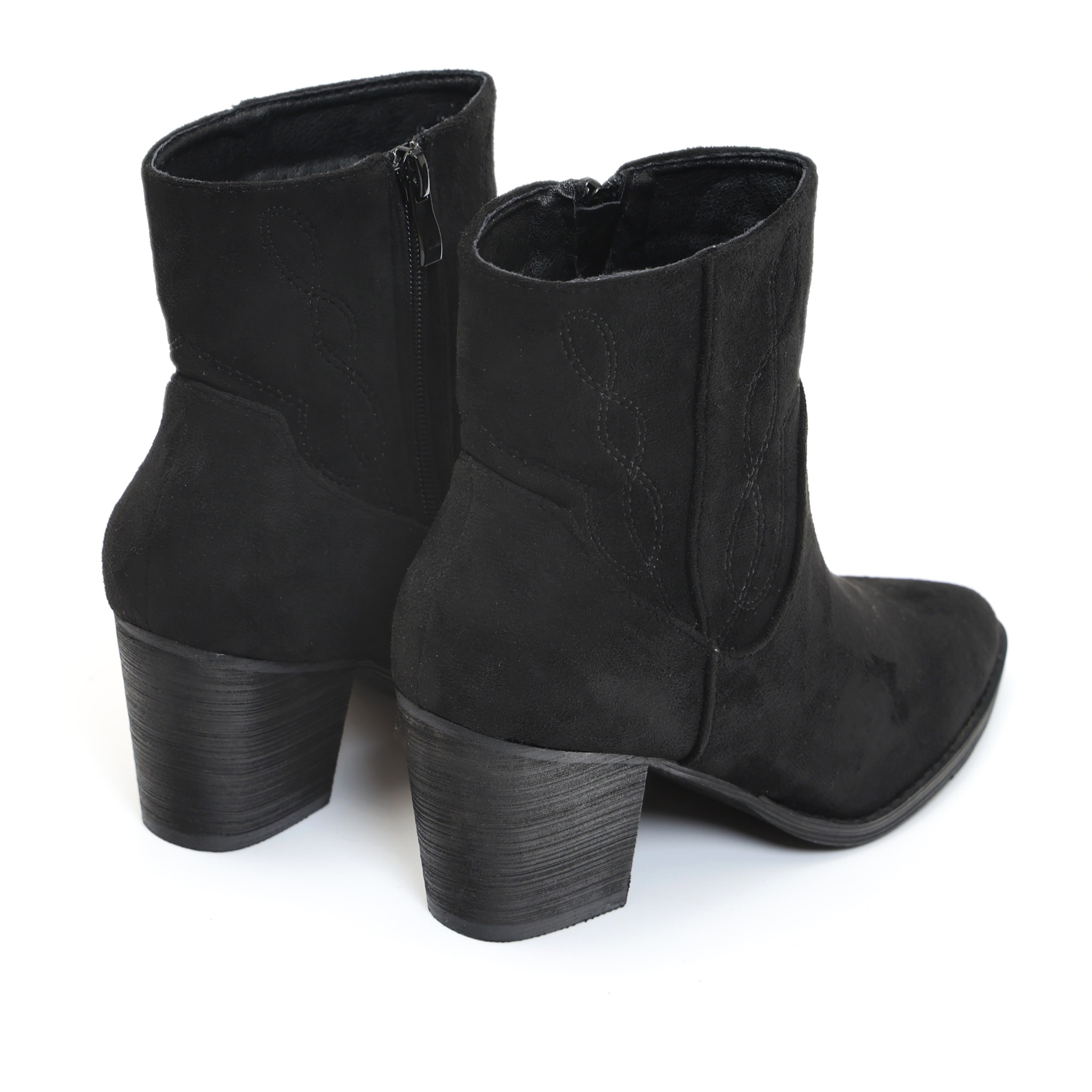 Stivaletti texani in simil pelle scamosciata con ricamo