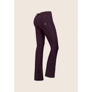 Pantaloni push up WR.UP® skinny mini-flare in jersey tecnico