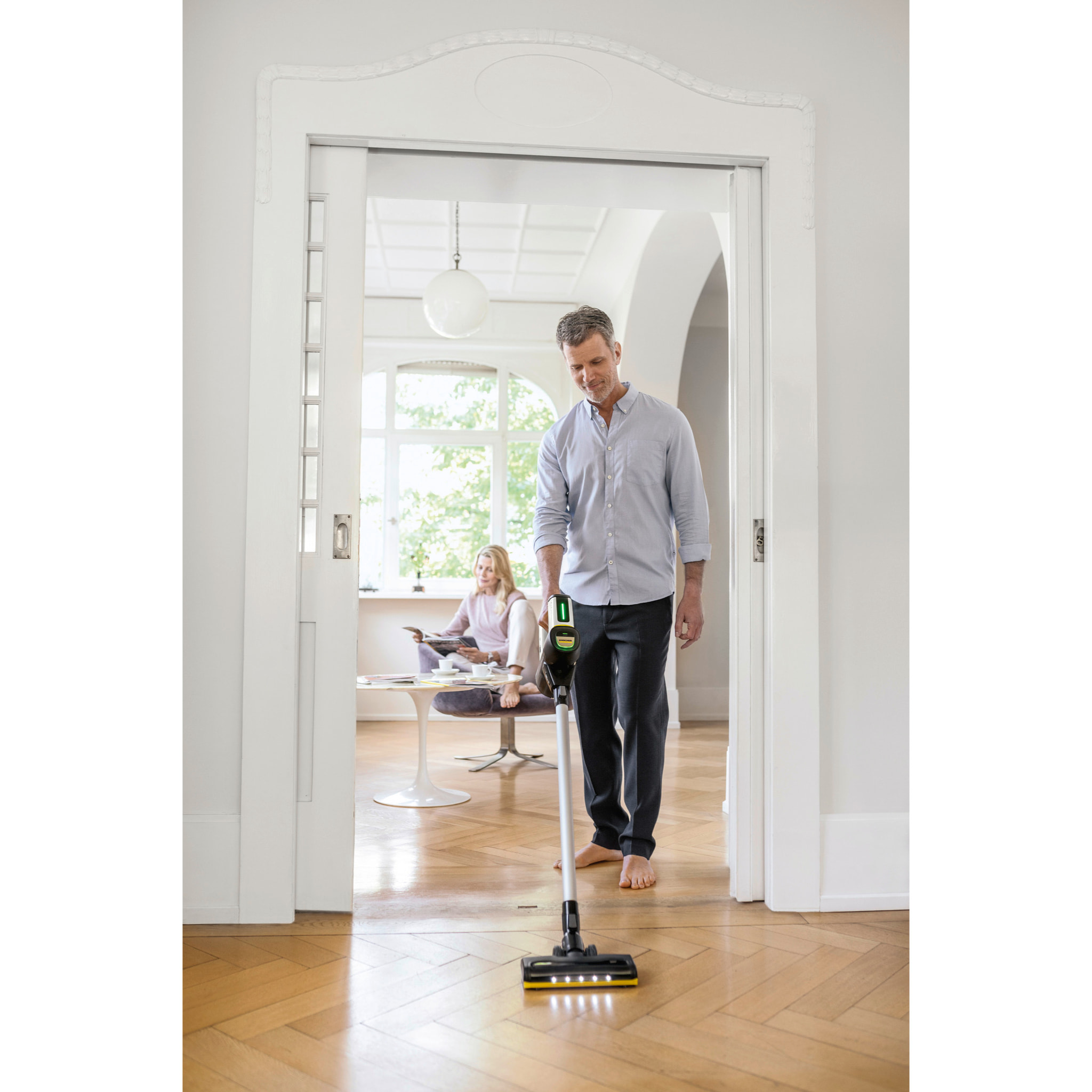 Aspirateur balai sans fil Karcher VC 7 Signature Line - Autonomie 60 min- Design Premium- Performance Supérieure- 2 batteries