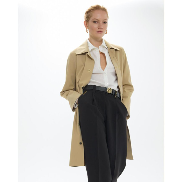 Gabardine tecnica tagliata al laser