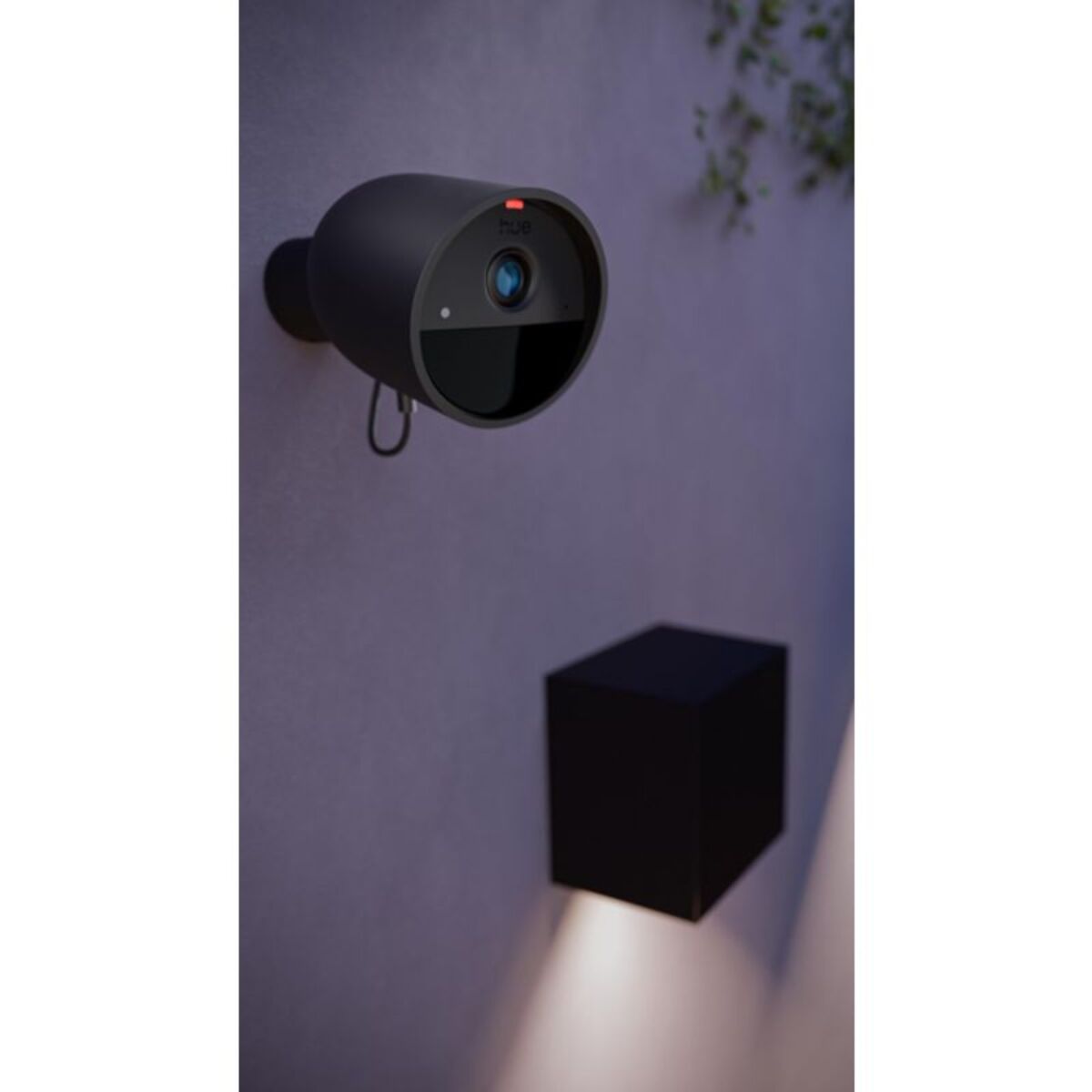 Caméra de surveillance PHILIPS HUE SECURE 2K filaire noire