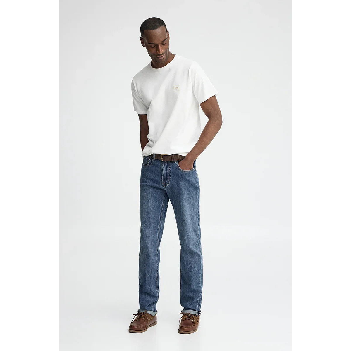 Camiseta blanca de corte recto con parche Polo Club