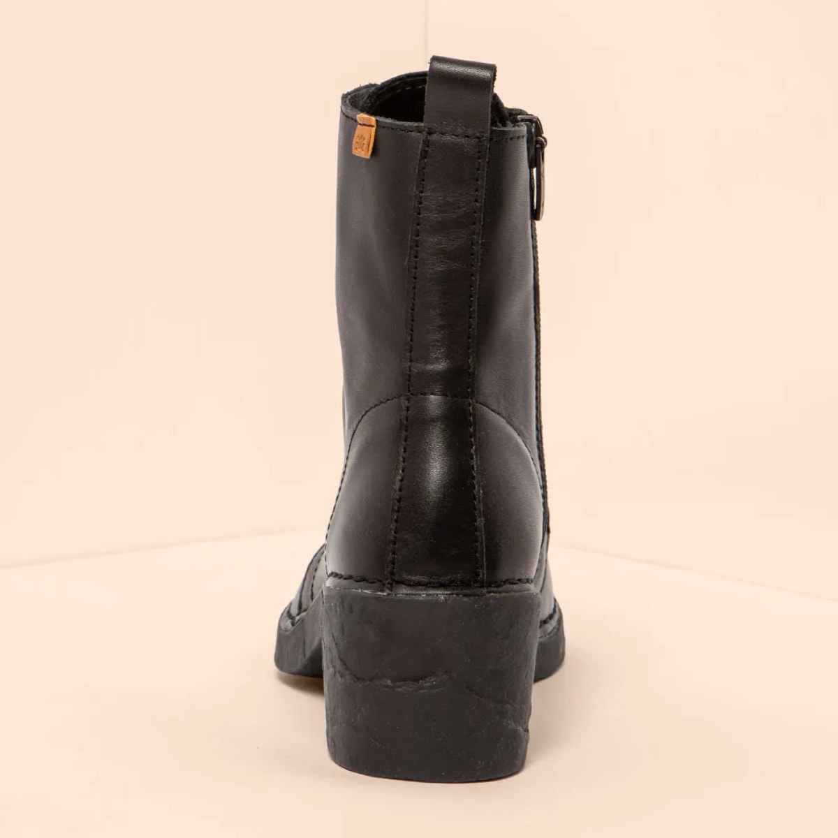 Botines con tacón N5660S SOFT NAPPA BLACK / TICINO color Black