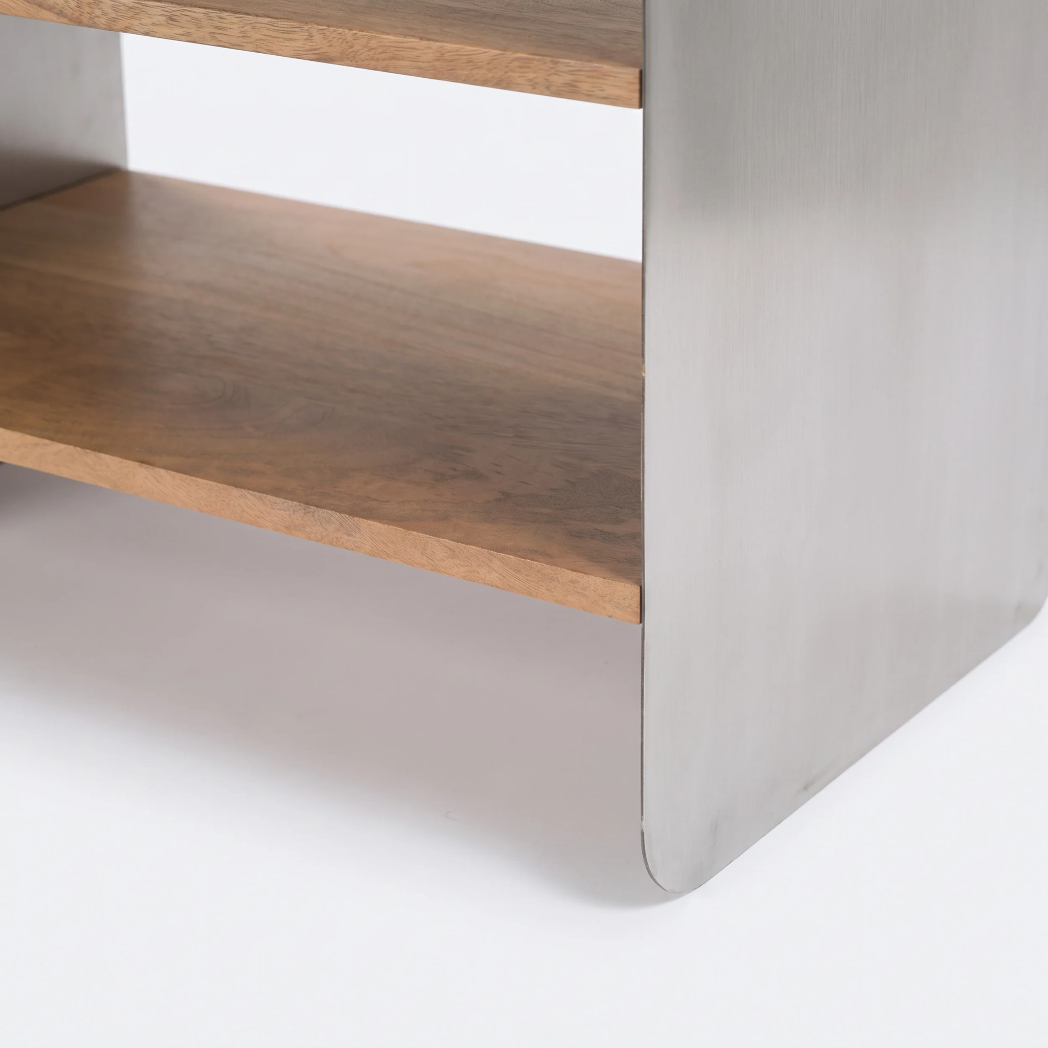 Table de chevet en bois de manguier et métal brossé - Selma