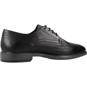 Zapatos de Vestir Hombre de la marca GEOX  modelo U167HA 00046 NEGRO