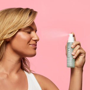 Spray Solaire Visage SPF30 - Fixateur Maquillage Thé Vert 44 ml