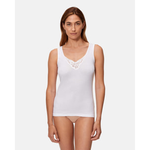 Camiseta interior de mujer de tirantes anchos con detalle en escote