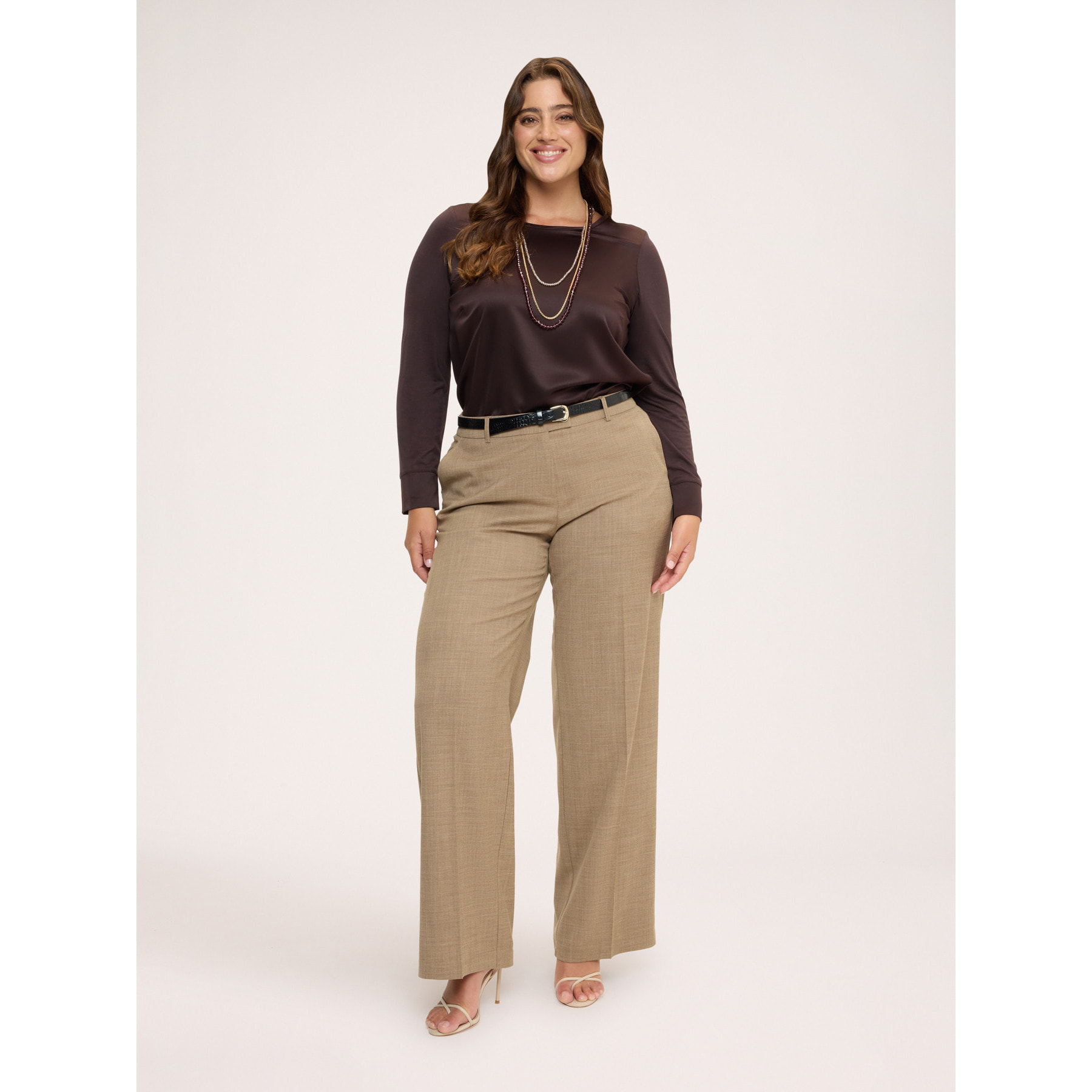 Fiorella Rubino - T-shirt bimaterica in raso e jersey - Marrone