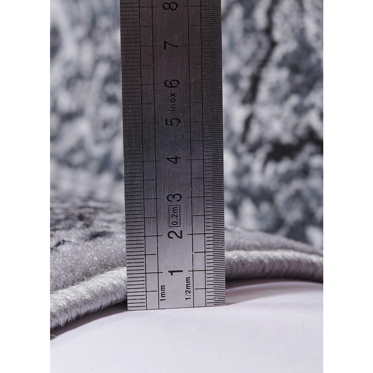 Tapis Kaka, motif Oriental