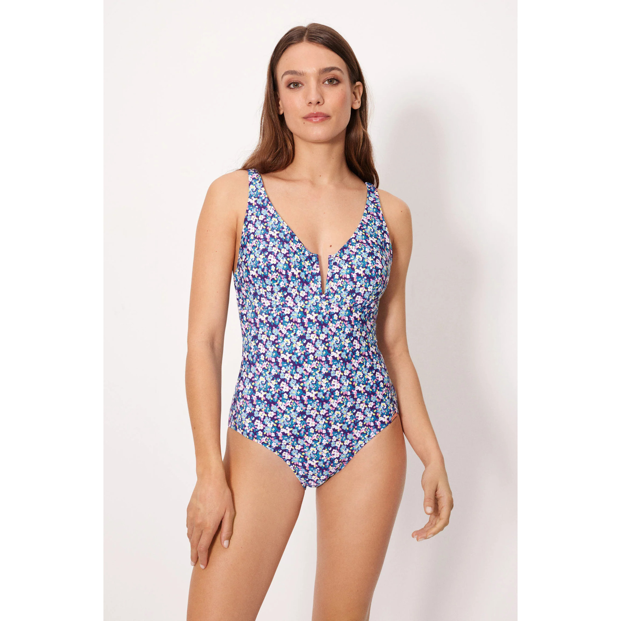 Costume da donna modellante