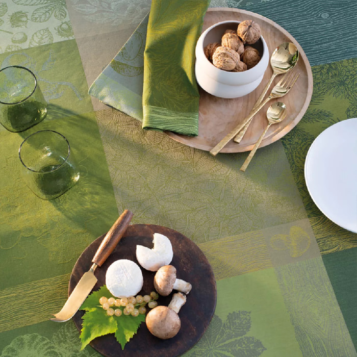 Nappe pur coton enduit motif jacquard vert Mille bois d'automne mousse