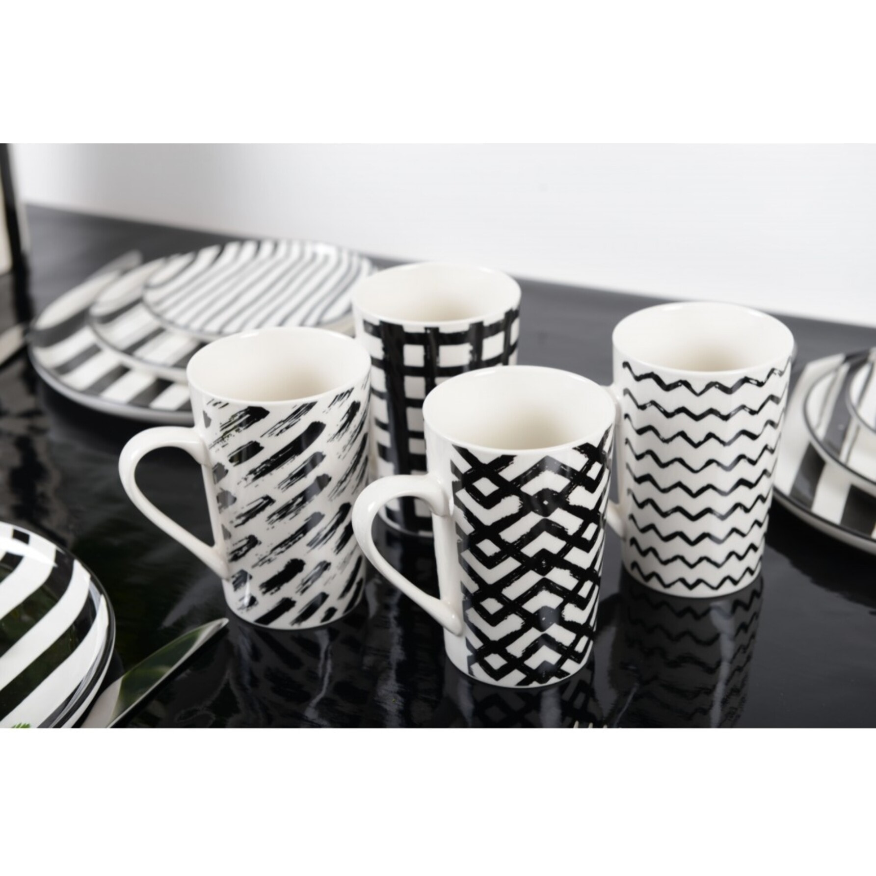 Mugs 450ml noir & blanc - lot de 4