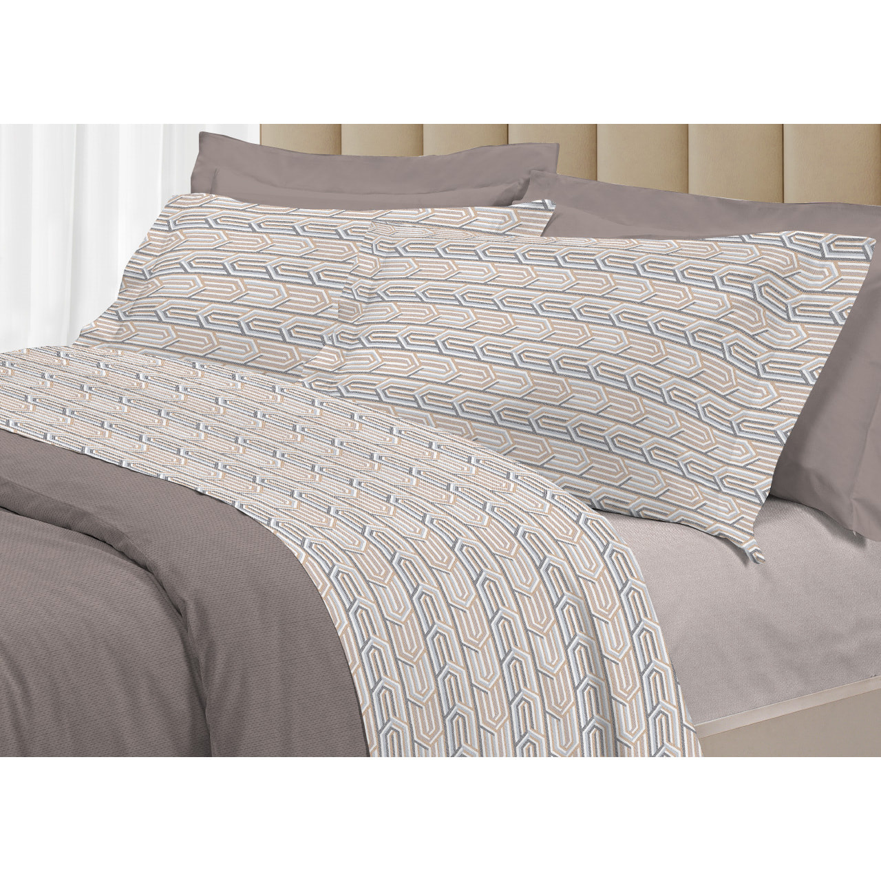 Completo Lenzuola Linea 3027 In Percalle Fantasia Geometrico Disegno Henry Beige