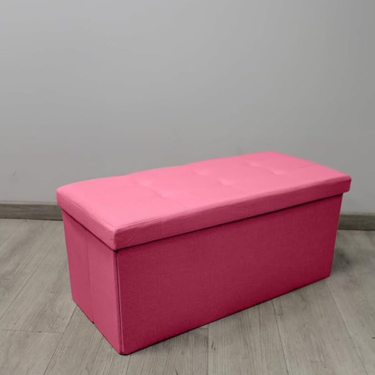 Pouf contenitore imbottito in tessuto con seduta lunga, panca multifunzione con spazio interno, ideale come poggiapiedi, seduta o contenitore, pratico e versatile per soggiorno, camera o ingresso, facile da pulire, dimensioni 76x34x34 cm