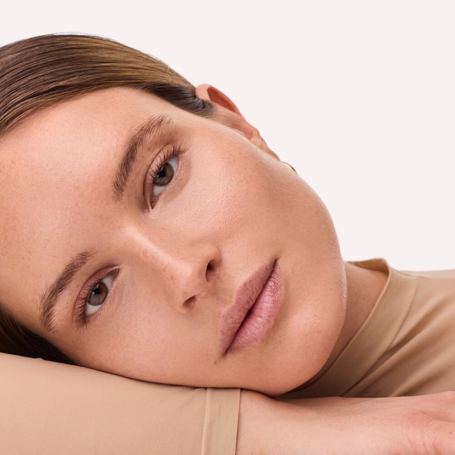Skin Like Luminous Foundation - Fond de Teint Lumineux Formule Ultra-Fluide Waterproof 30ml