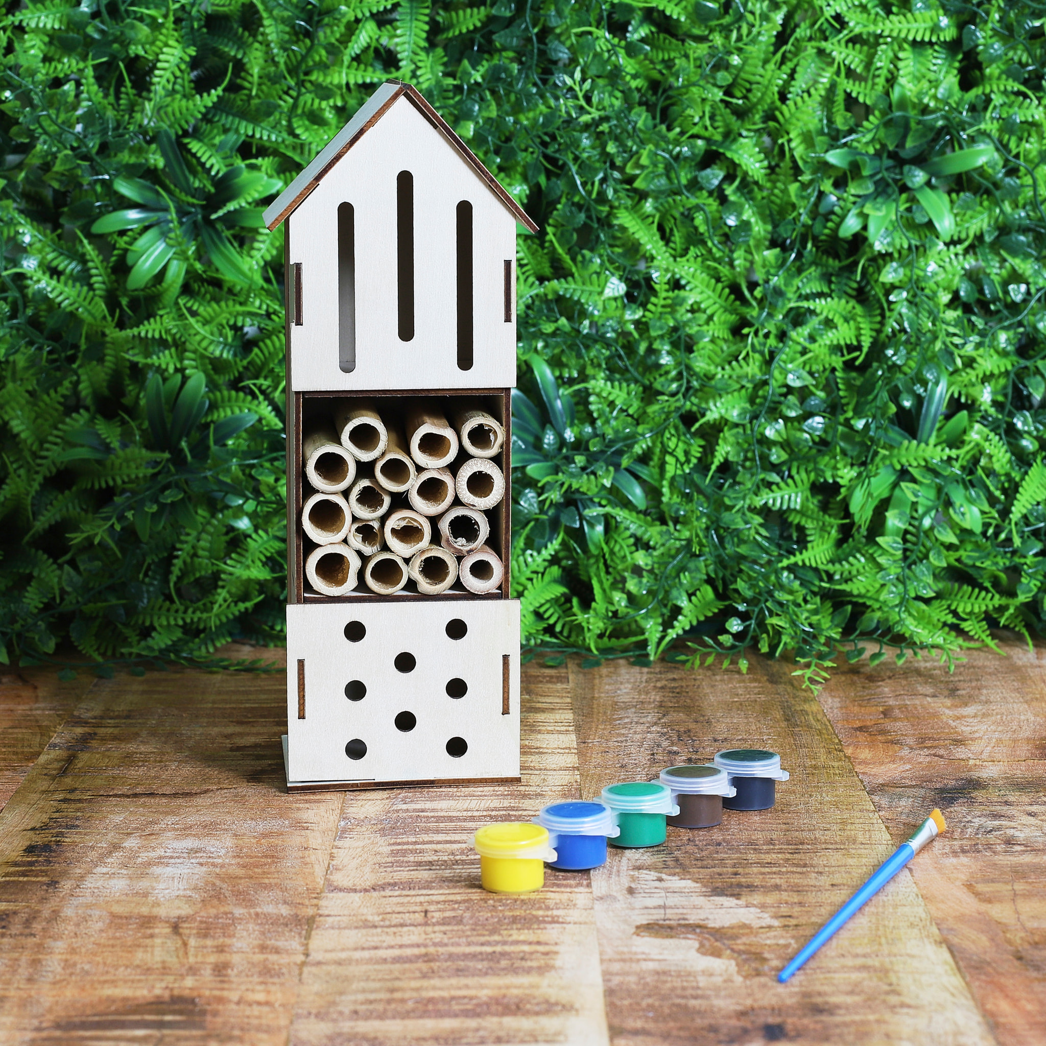 MAISON A INSECTES A MONTER SOI MEME H23.5CM