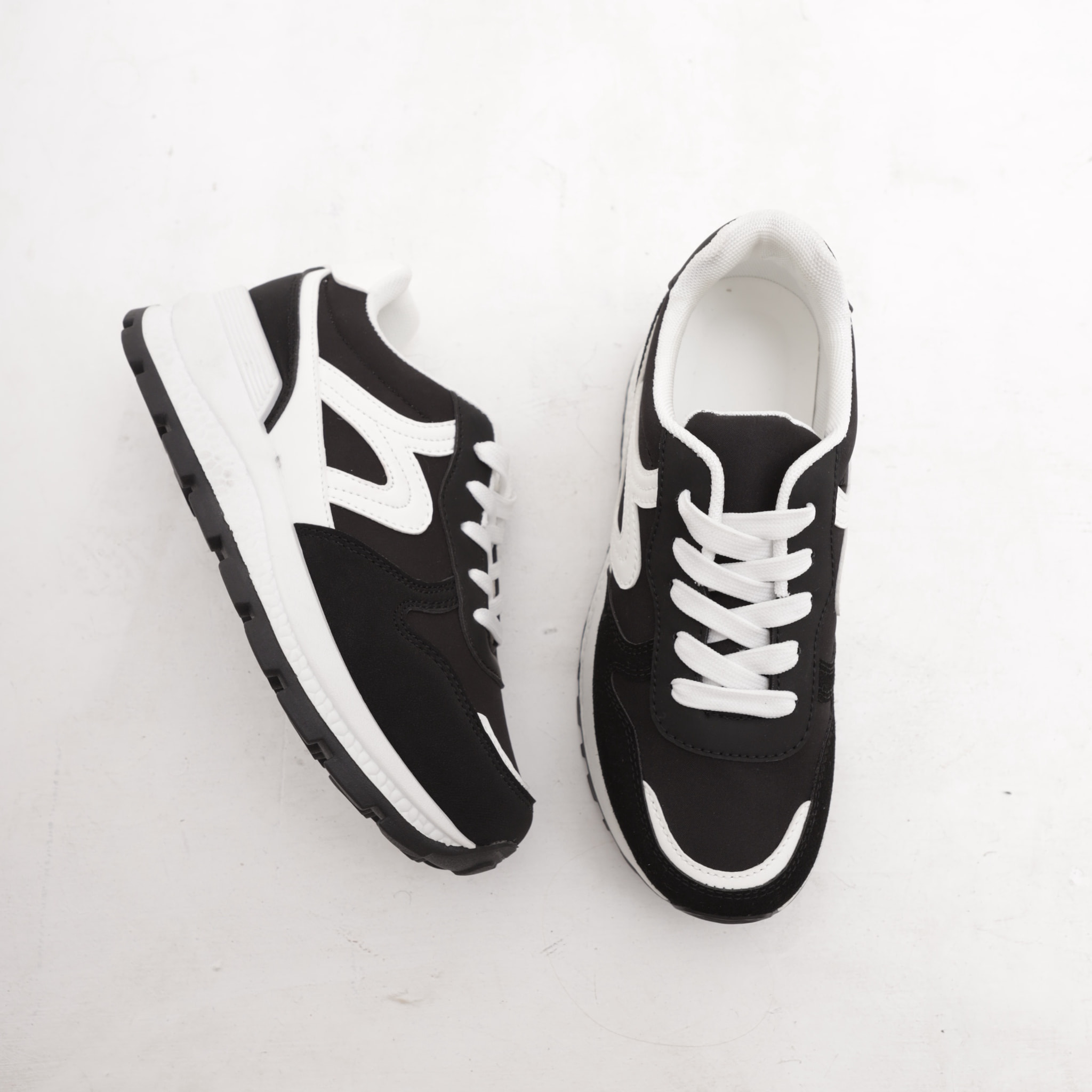 SNEAKERS RUNNING TECH CHOCOLA' NERO