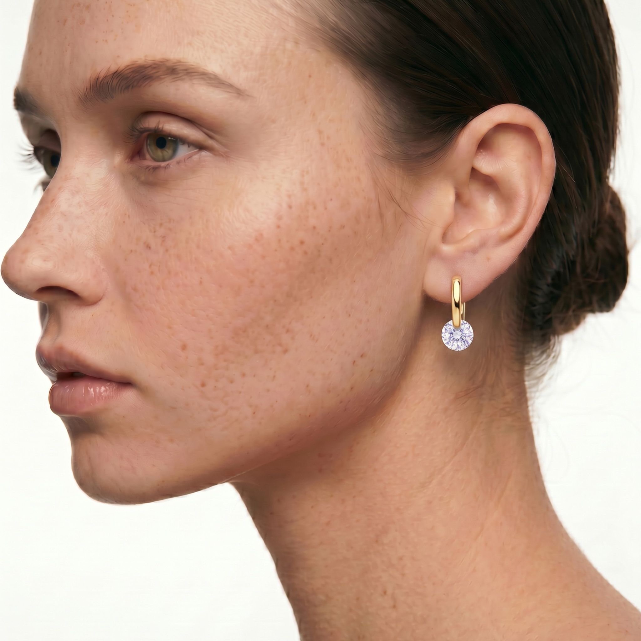 Pendientes de Circonita Brillante acabado en oro amarillo de 18k