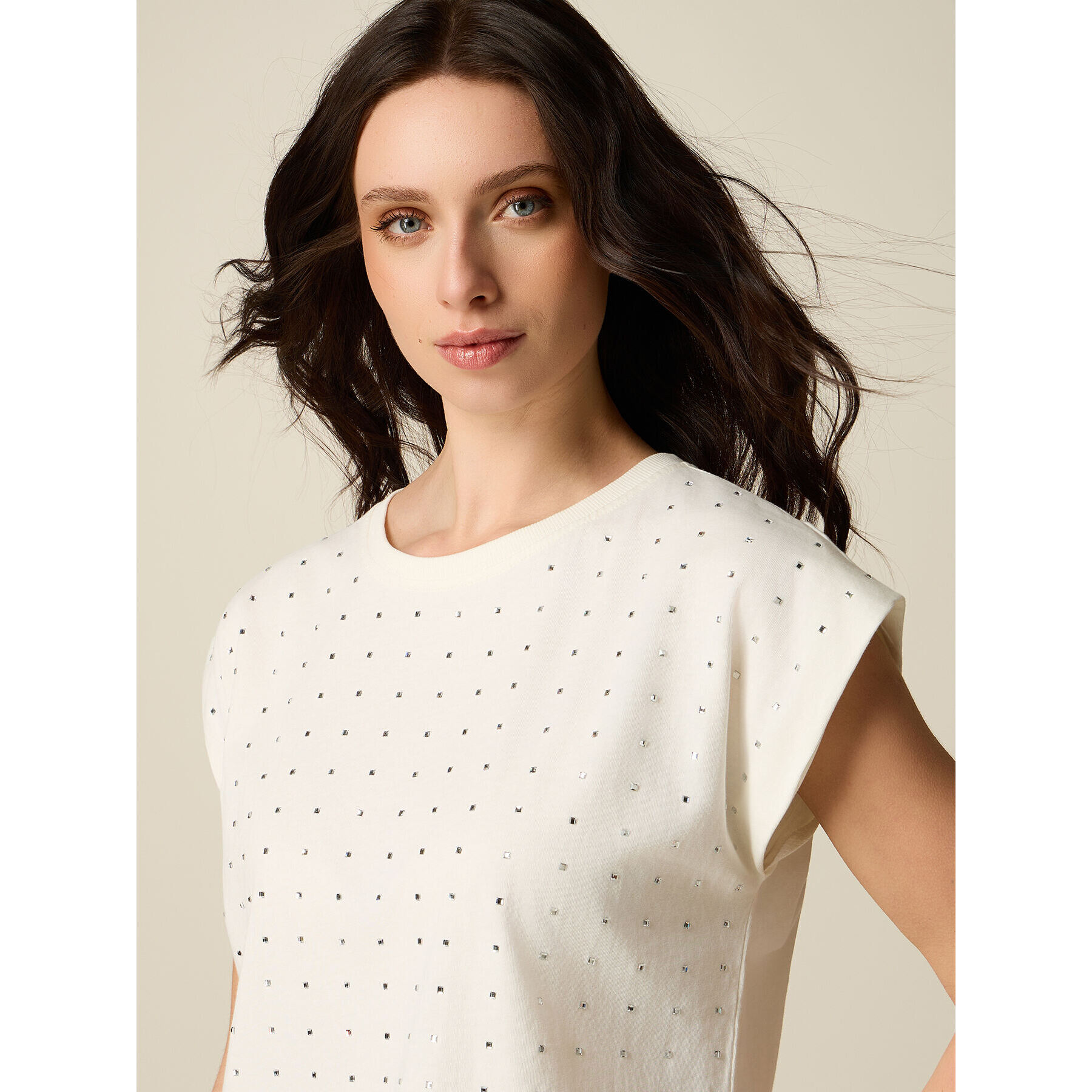 Oltre - T-shirt in cotone con cristalli - Bianco