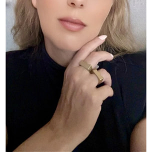 pareja de anillos Reina en dorado chapado latón