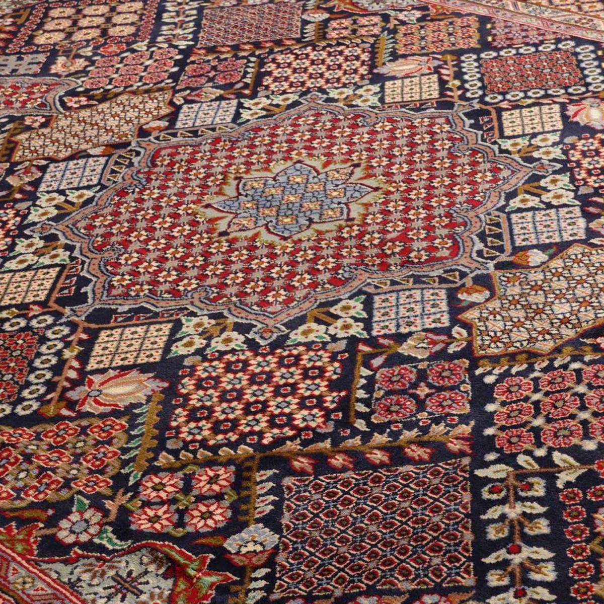 Tapis d'orient, motif oriental, noué à la main en laine, DELOJO