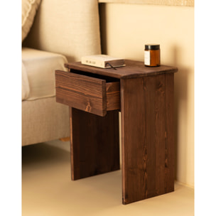 Mesita de noche de madera maciza en tono nogal de 50x42cm Alto: 50 Largo: 42 Ancho: 27