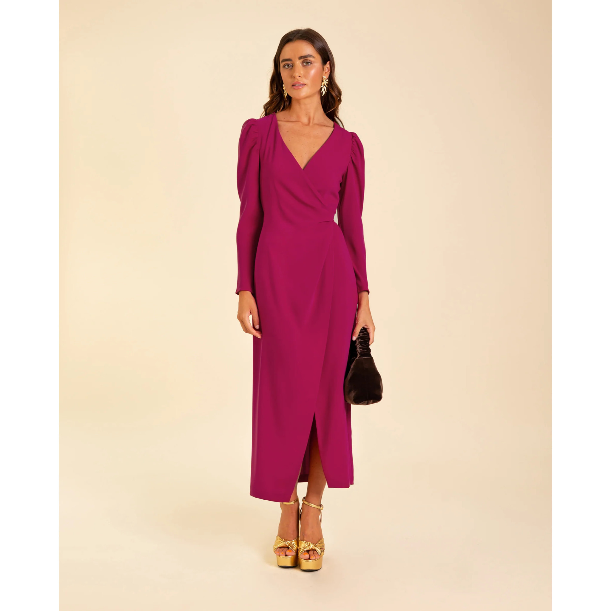 Vestido midi cruzado manga larga
