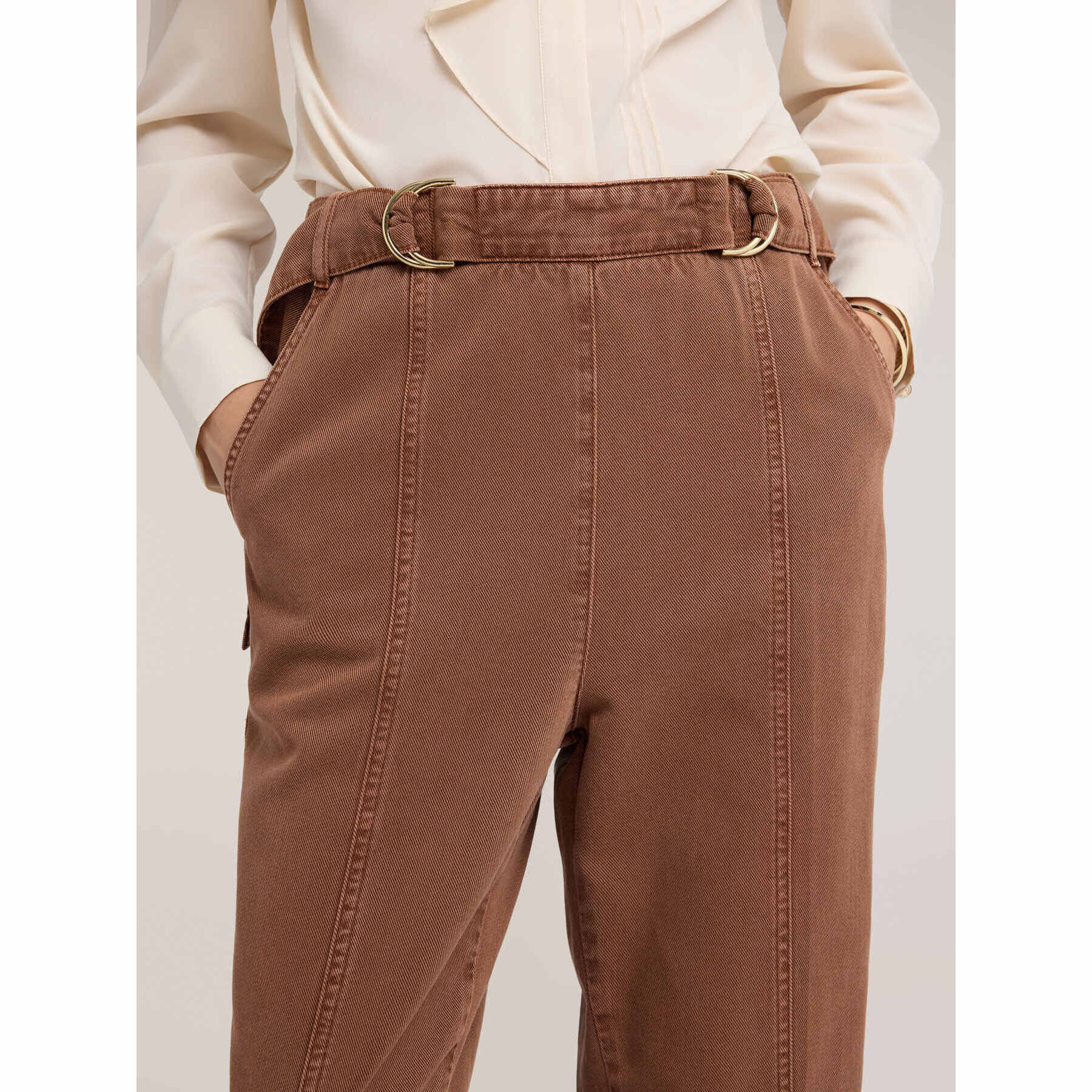 Motivi - Pantaloni carrot in drill washed - Marrone