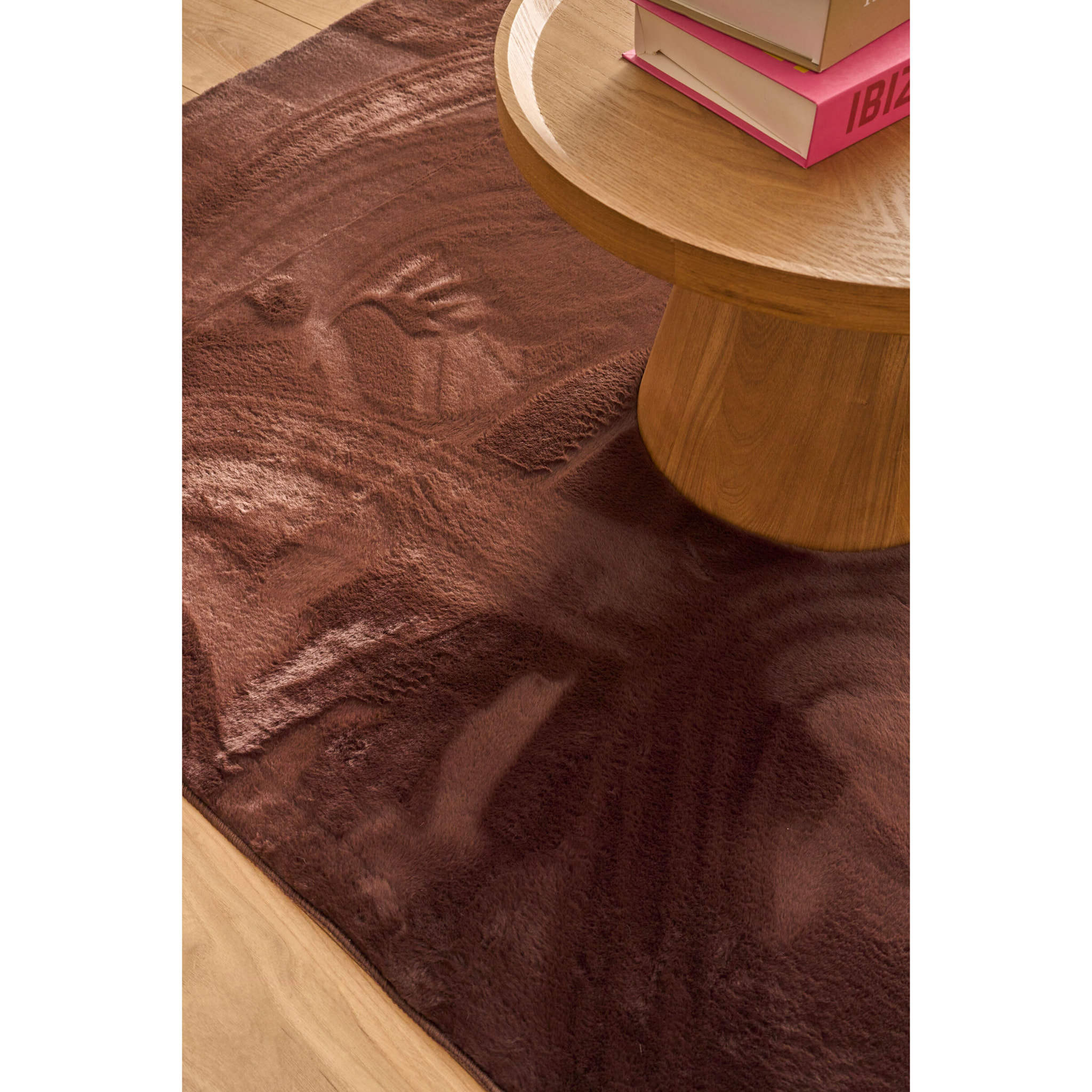 NUBE - Tapis doux et moelleux à poils courts marron - NUB6000MAR